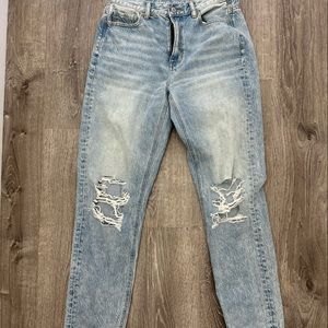 AE Mom Jeans